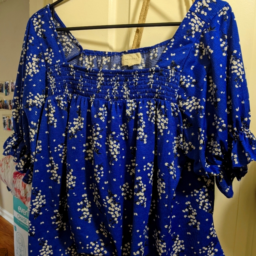 Blue floral blouse NWOT